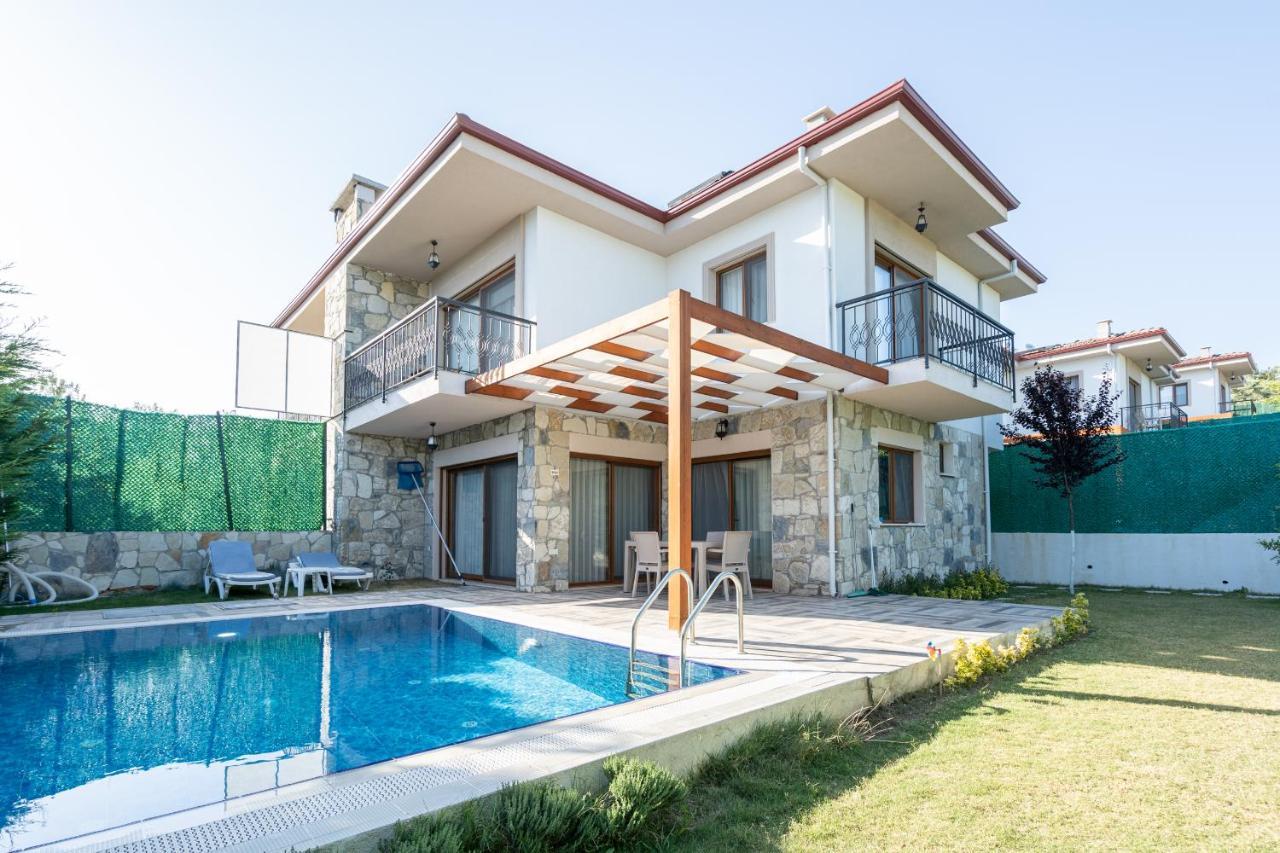 Vintage Villas Kusadasi Exterior photo